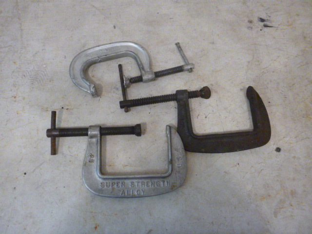 lot 40 image: 3 Clamps