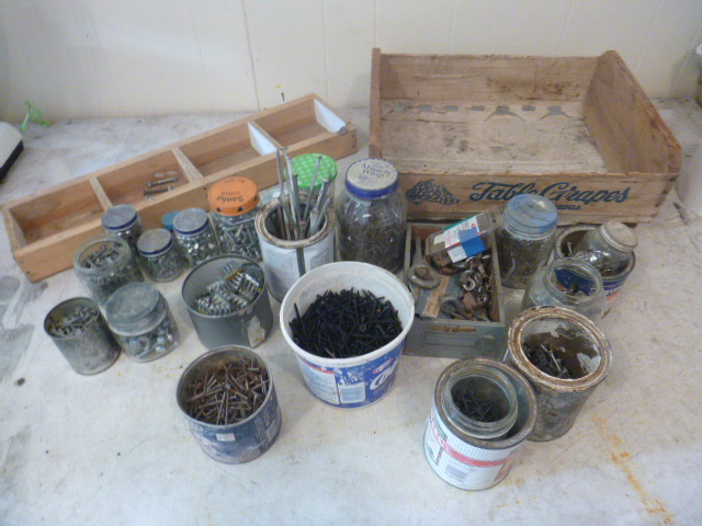 lot 72 image: Miscellaneous Hardware