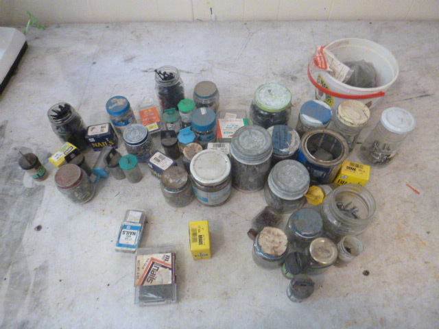 lot 73 image: Miscellaneous Hardware