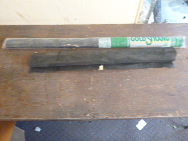 lot 98 image: Roll Fiberglass Screen