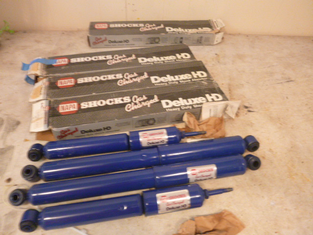 lot 143 image: 4 NAPA Gas Charged Deluxe HD Shocks