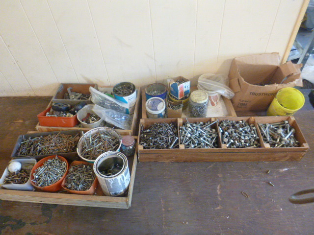 lot 149 image: Miscellaneous Hardware