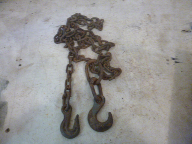lot 168 image: Log Chain