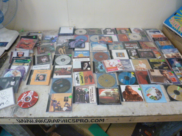 lot 180 image: Miscellaneous CDs.