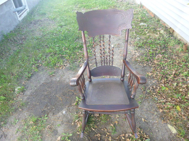 lot 196 image: Vintage Rocking Chair