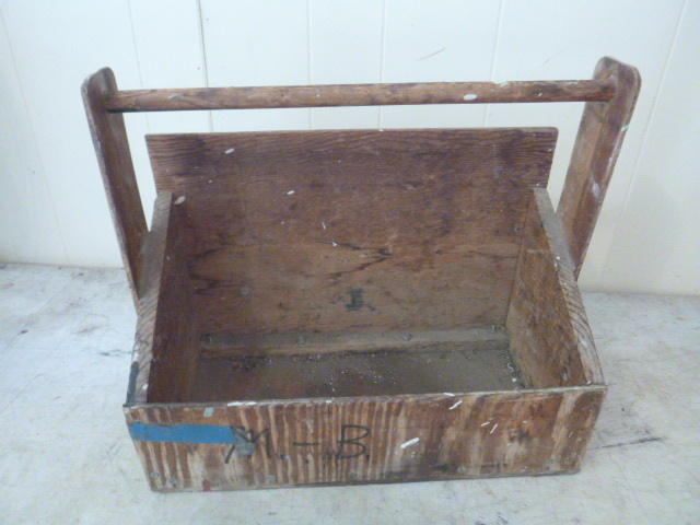 lot 208 image: Wood Toolbox