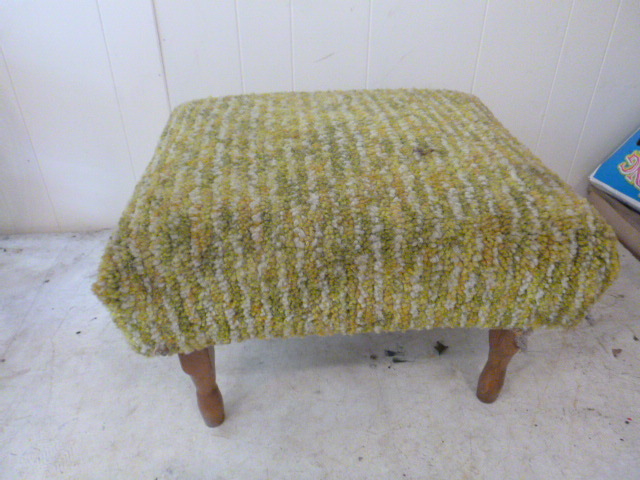 lot 222 image: Throw Back Foot Stool