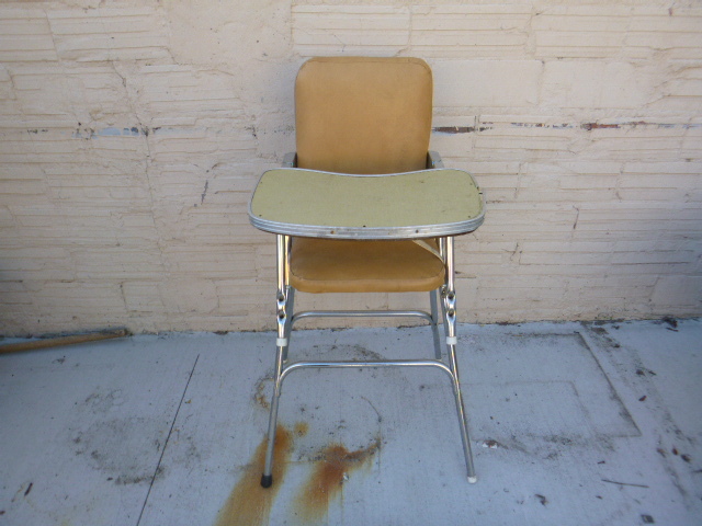 lot 270 image: Vintage High Chair