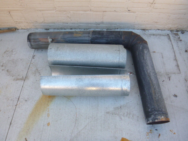 lot 292 image: Miscellaneous Stove Pipe