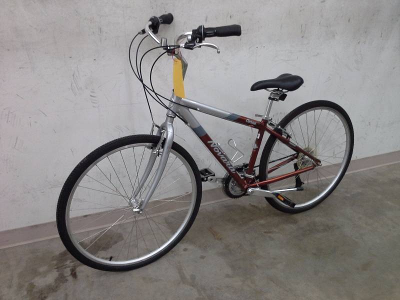 lot 2 image: Novara Bicycle
