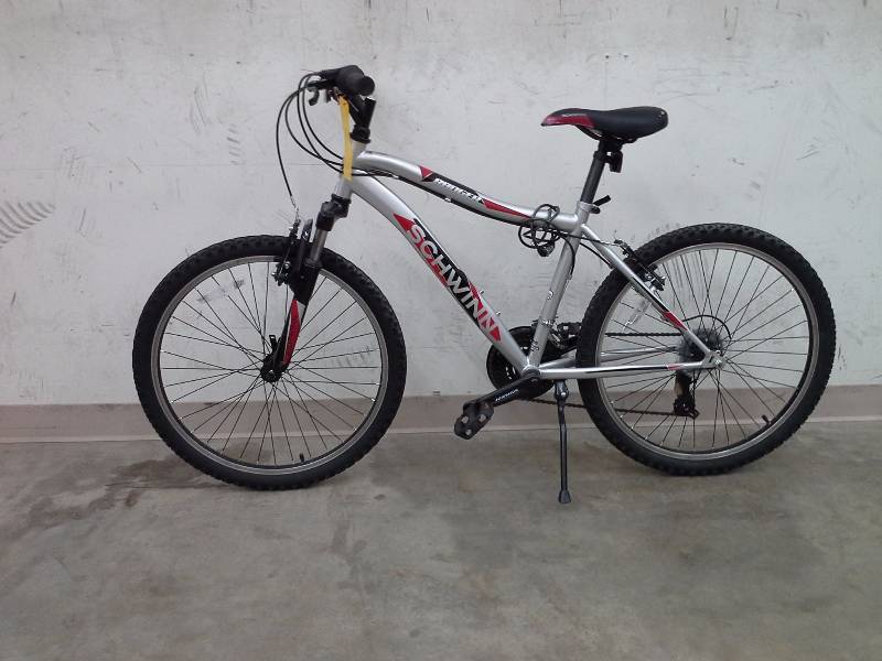 schwinn ranger 24 white