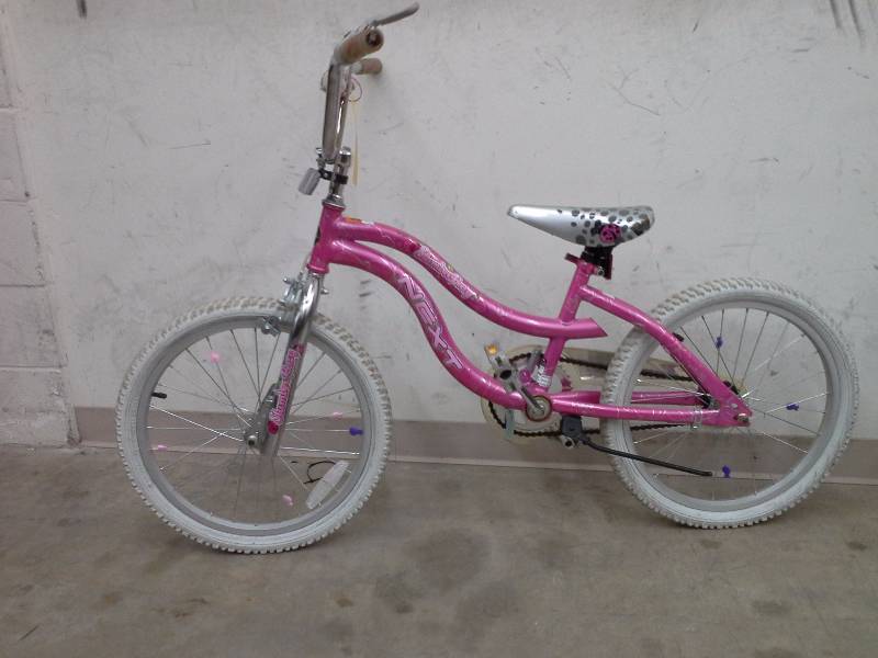 lot 40 image: Next Bicycle