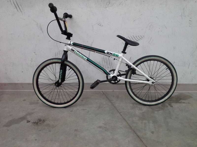 lot 47 image: Haro Bicycle