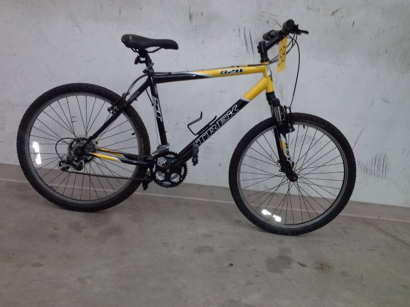 lot 58 image: Trek Bicycle