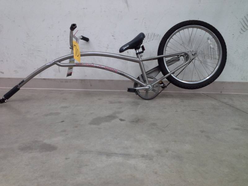 lot 70 image: Trail-a-Bike