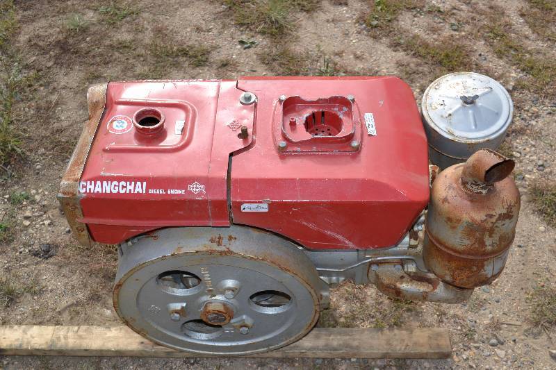 New Diesel Engine with Shipping Damage