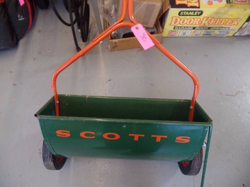 Fertilizer Spreader
