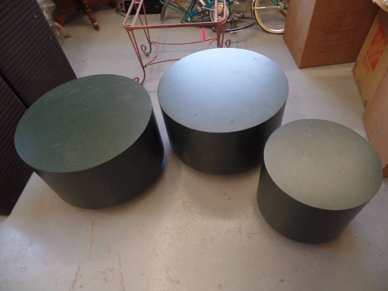 Set of 3 Round Display Bases