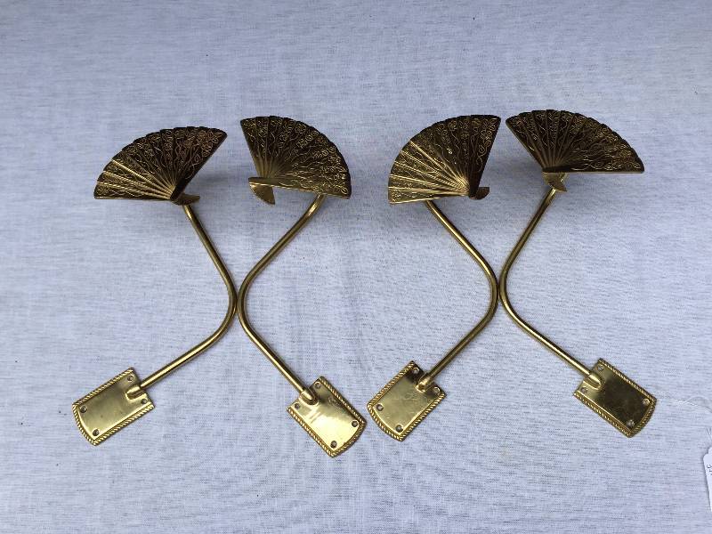 lot 020 image: Set of 4 Vintage Brass Fan Drapery Curtain Tie-Backs Pair, Art Deco Fan Drapery Rods Asian Motif Chinoiserie