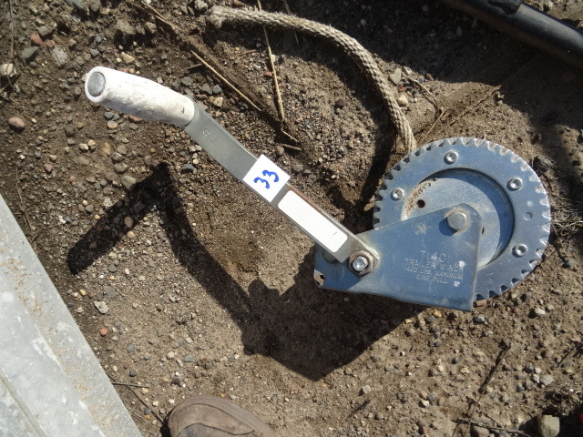 Boat trailer winch