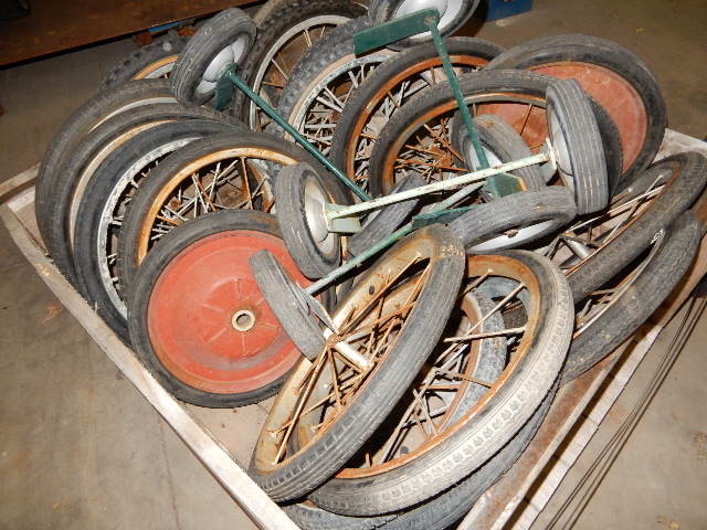 Large box of misc. sized spoke wheelsbicycle wheels