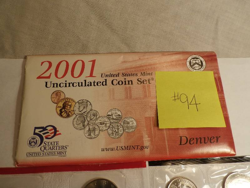 Mint Set with 5 Quarters 2001 D