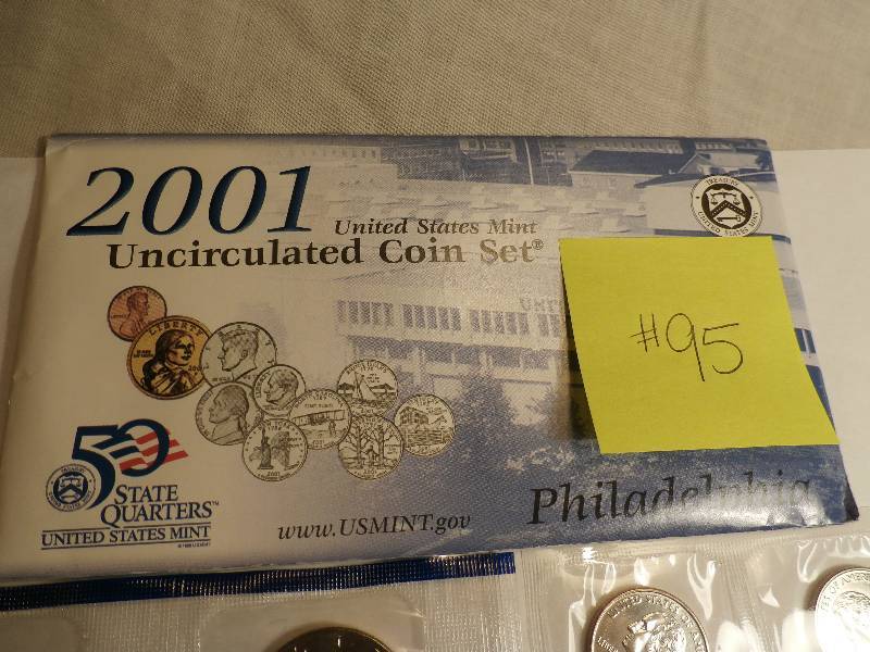 Mint Set with 5 Quarters 2001 P
