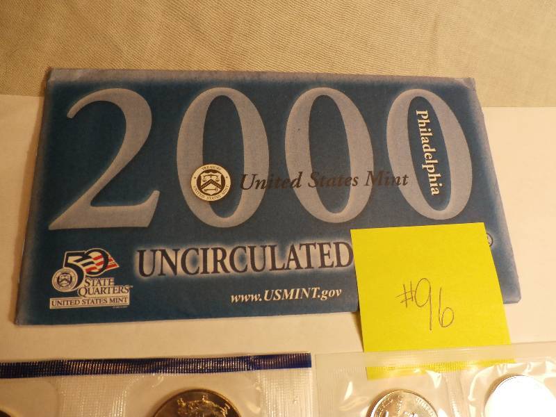 Mint Set with 5 Quarters 2000 P