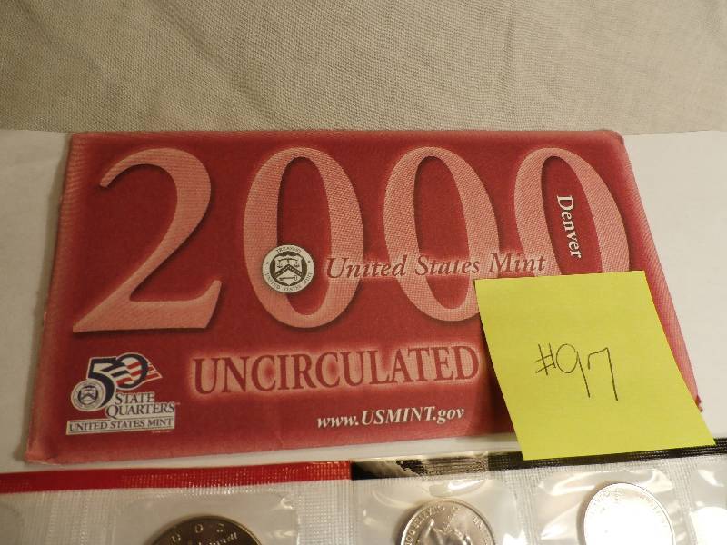 Mint Set with 5 Quarters 2000 D