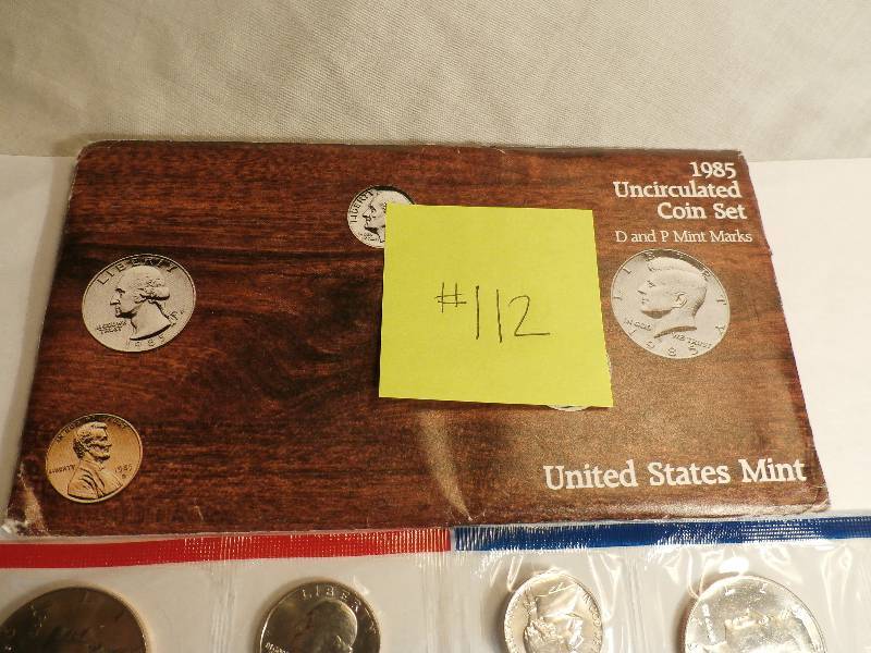 Philadelphia and Denver mint set 1985