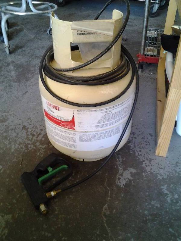 lot 45 image: Tank Of Sta-Put Spray Adhesive & Respirator