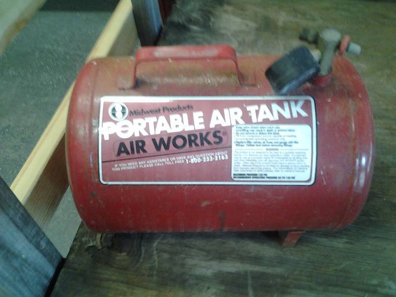 lot 110 image: Portable Air Tank