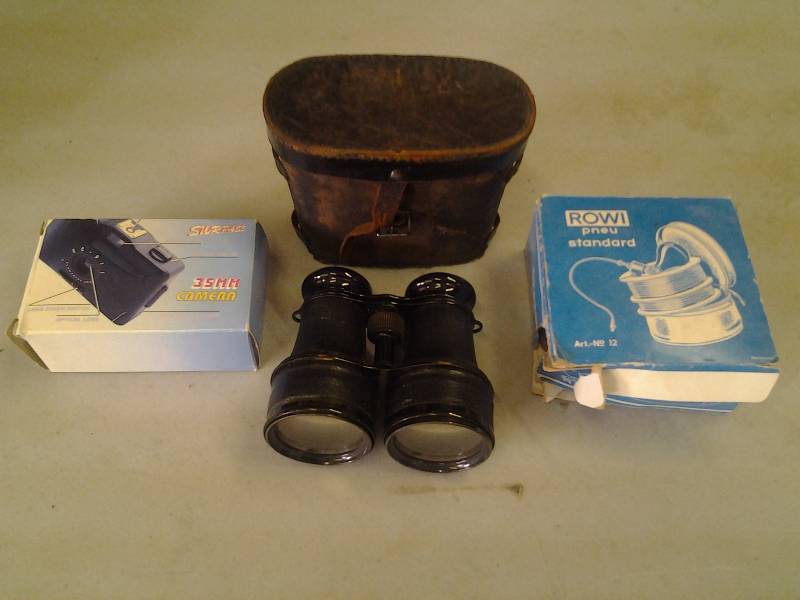 lot 102 image: Vintage Binoculars, Rowi Air Cable Remote, 35mm Camera