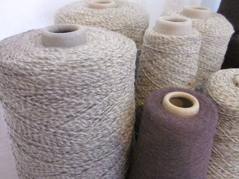 lot 5 image: Gray and Black Yarn