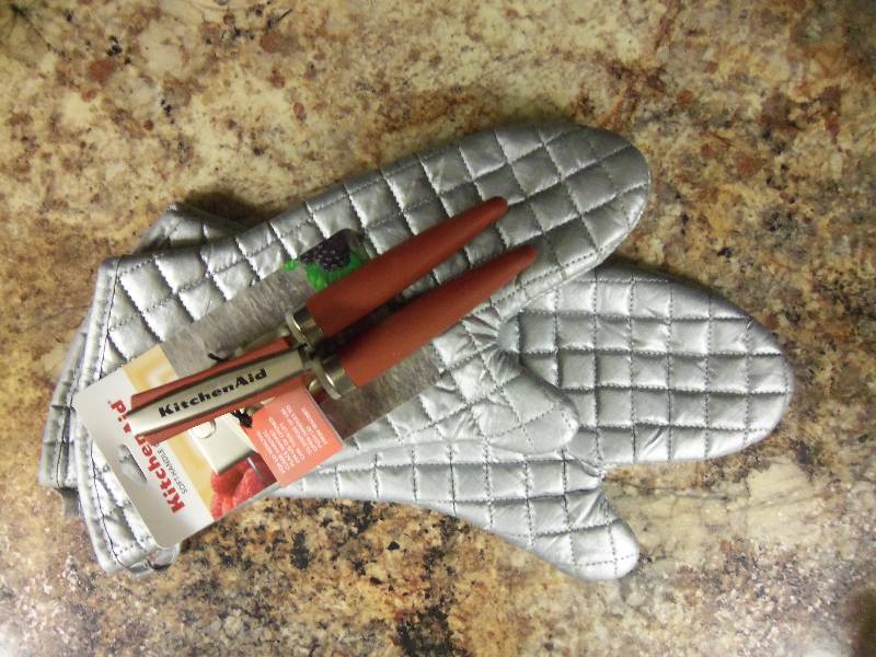 Oven Mit & Can Opener Set
