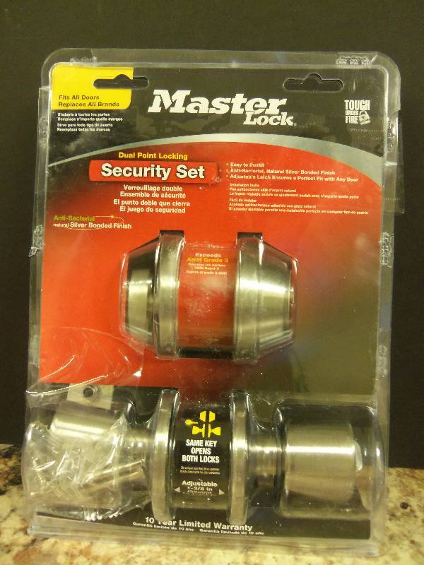 Master Lock Dual Point Locking Security Set Door Knob
