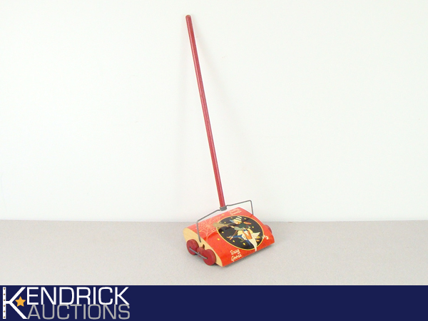 Vintage Susy Goose Toy Sweeper
