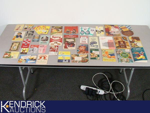 Large Lot of Vintage Advertising Recipe Booklets