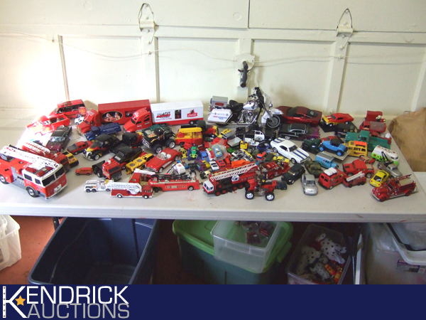 Large Lot of Loose Die Cast