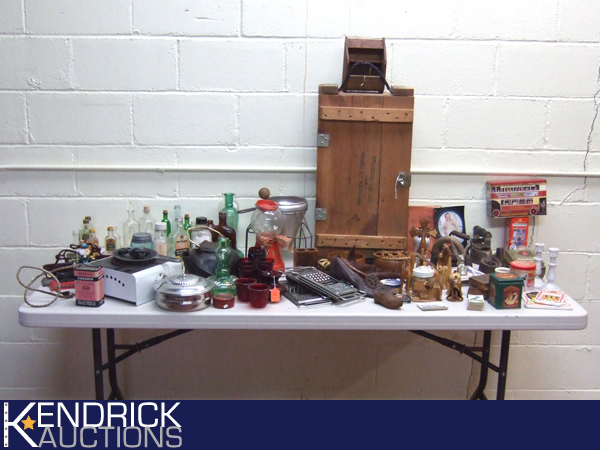 Large Lot of Vintage and Antique Collectibles