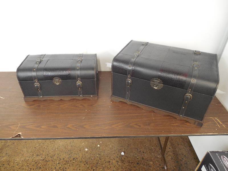 2-Pc. Trunk Set