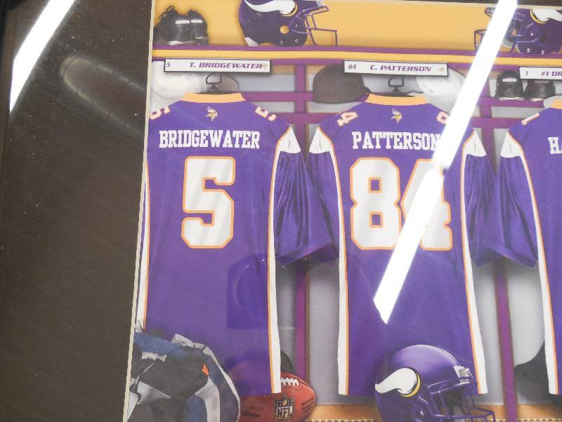 VIKINGS - JDS Personalized NFL Locker Room Print with Frame