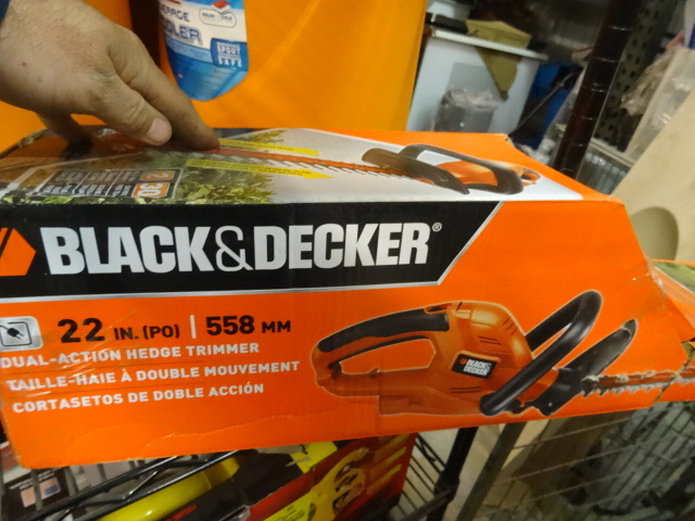 NEW Electric Hedge Trimmer