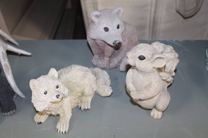 Lot of (3) Exterior Animal Decorations.