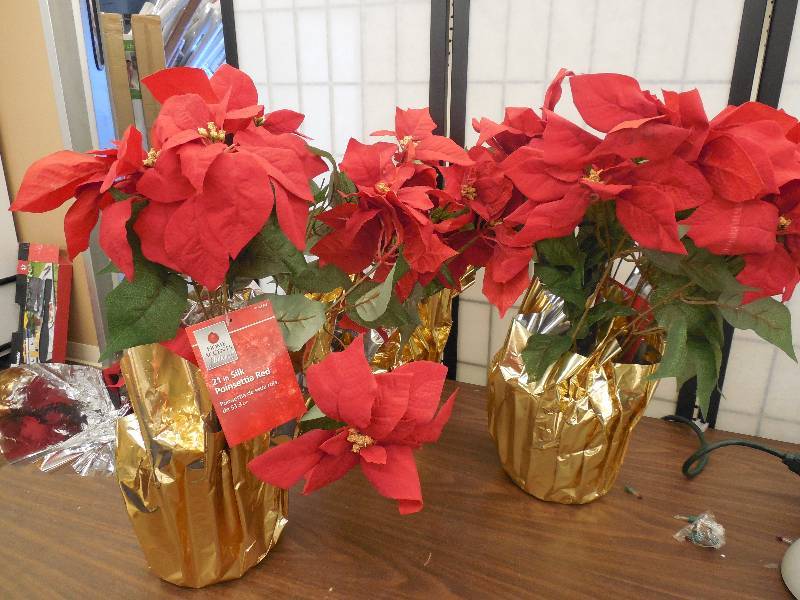 lot 16 image: 21 in. Red Silk Poinsettia Arrangement (LOT of 3)