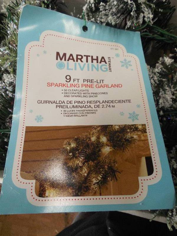 lot 34 image: 9 Pre-Lit Sparkling Pine garland