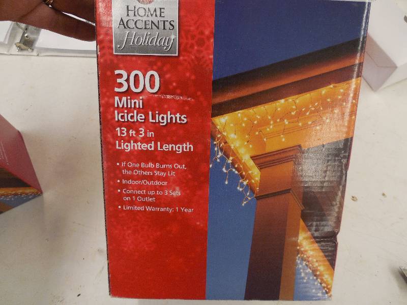 lot 35 image: 3 Sets of Mini Icicle Lights
