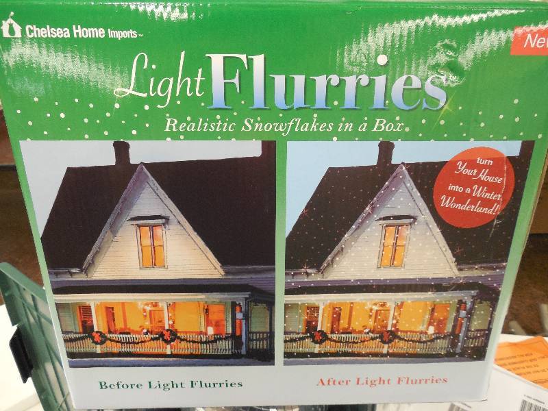 lot 60 image: Light Flurries Realistic Snowflakes in a Box