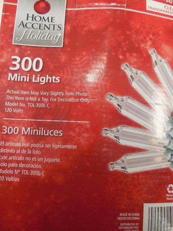 lot 72 image: 300 Mini Lights set