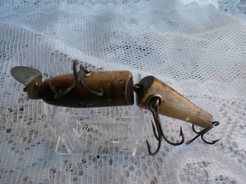 lot 4 image: CREEK CHUB BAIT CO BABY PIKIE.